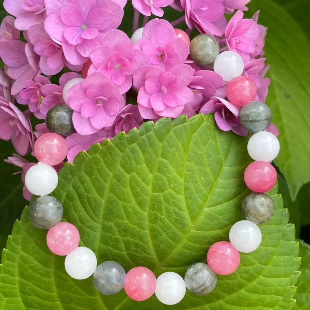 Bundle: positive energy bracelet for women with Love Reading!