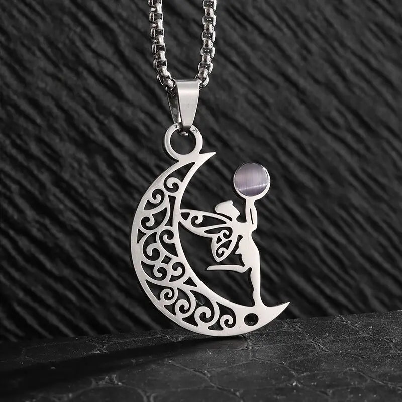 Stylish Celtic Moon Pendant Witchcraft Witch\\'s Knot Necklace for Men Women Personality Charm Amulet Jewelry