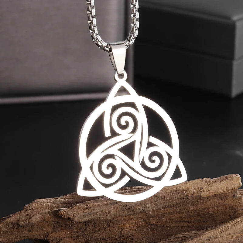 Stylish Celtic Moon Pendant Witchcraft Witch\\'s Knot Necklace for Men Women Personality Charm Amulet Jewelry